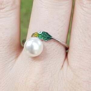 🌬🍃 Leaf Pearl Wrap Ring
